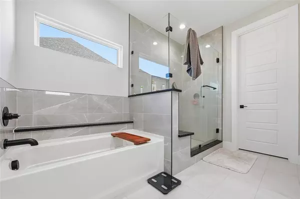 4 bedrooms apartment for rent in Wolf Creek - Sw Dallas, Dallas