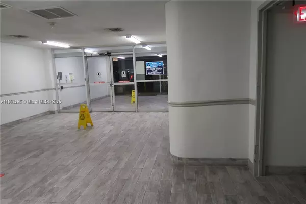 2 bedrooms apartment for rent in Downtown Miami - Miami, Miami