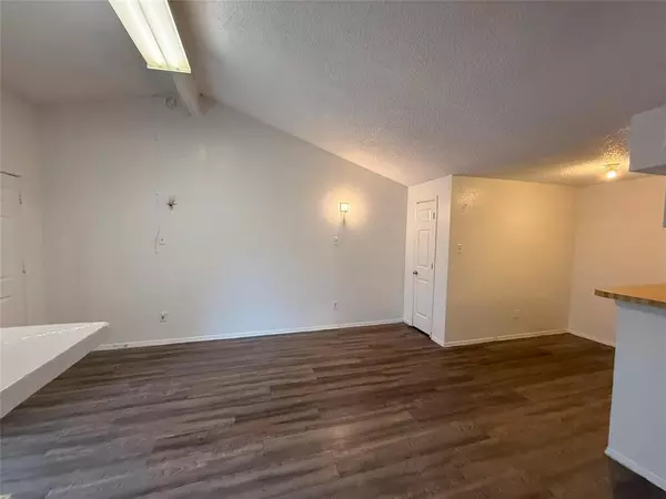 1 bedroom apartment for rent in Vickery Meadow - Ne Dallas, Dallas