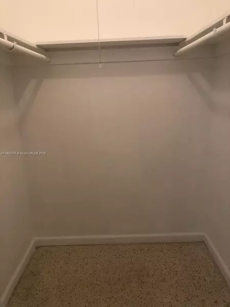 3 bedrooms apartment for rent in Westchester FL - Miami Dade, Miami