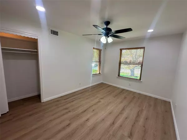 3 bedrooms apartment for rent in Highland Meadows - Ne Dallas, Dallas