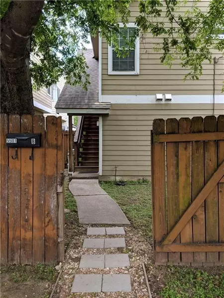 2 bedrooms apartment for rent in North Loop - North Central Austin, Austin