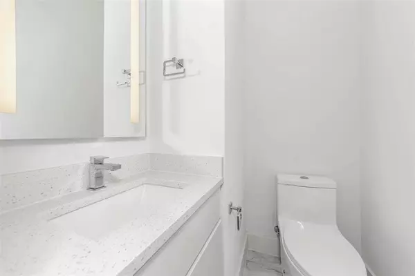 3 bedrooms apartment for rent in Old East Dallas - Ne Dallas, Dallas