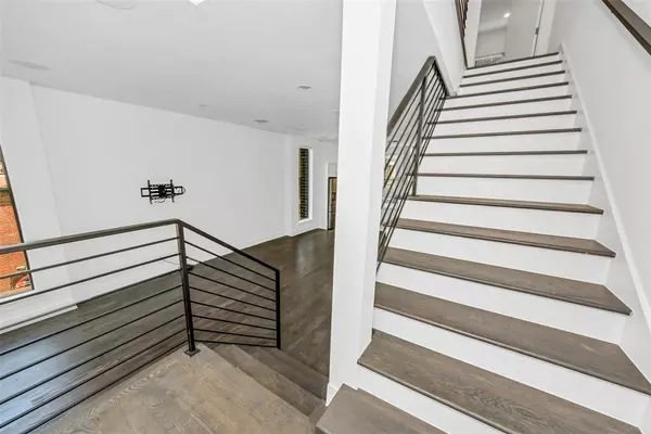 3 bedrooms apartment for rent in Old East Dallas - Ne Dallas, Dallas