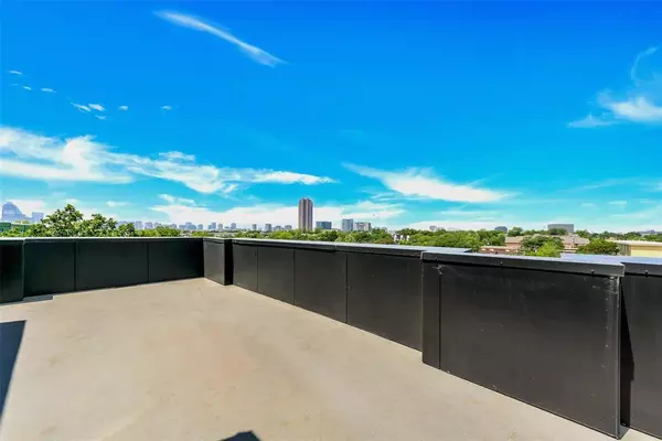 3 bedrooms apartment for rent in Old East Dallas - Ne Dallas, Dallas