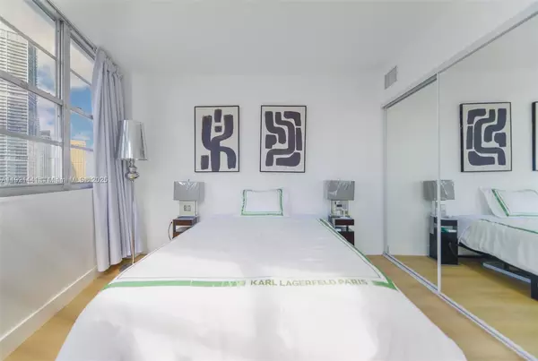 2 bedrooms apartment for rent in Downtown Miami - Miami, Miami