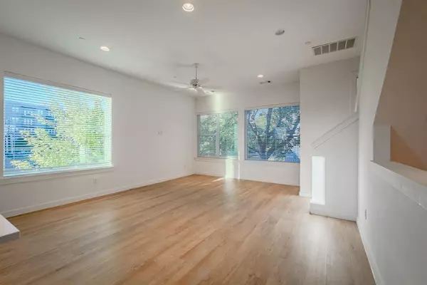 2 bedrooms apartment for rent in Old East Dallas - Ne Dallas, Dallas