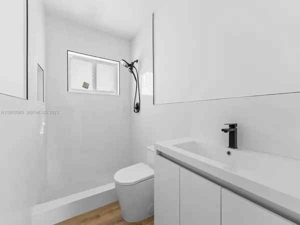 2 bedrooms apartment for rent in Downtown Miami - Miami, Miami