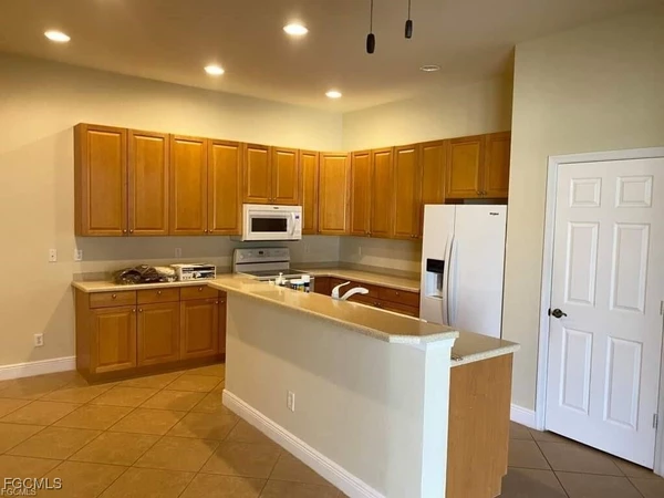 3 bedrooms apartment for rent in Villas - Fort Myers, Fort Myers