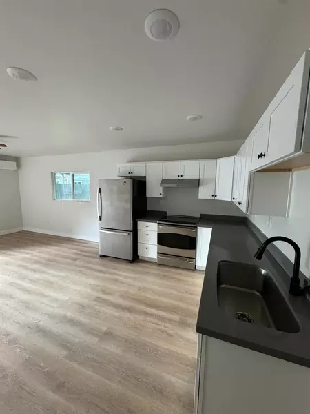 2 bedrooms apartment for rent in Colonial Manor - SE SAC, Sacramento