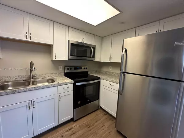 2 bedrooms apartment for rent in Azalea Park - East Orlando, Orlando