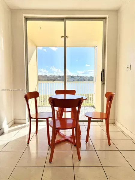 2 bedrooms apartment for rent in North Miami Beach - Miami Dade, Miami