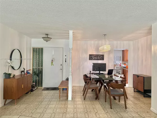 2 bedrooms apartment for rent in North Miami Beach - Miami Dade, Miami