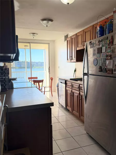 2 bedrooms apartment for rent in North Miami Beach - Miami Dade, Miami