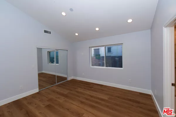 3 bedrooms apartment for rent in Mid City - Central Los Angeles, Los Angeles