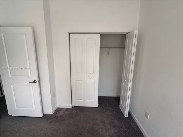 3 bedrooms apartment for rent in West Park - Broward County, Miami