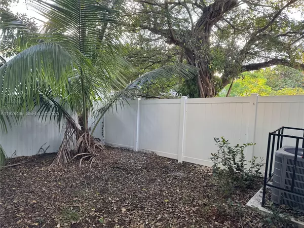 1 bedroom apartment for rent in Brownsville MIA - Miami Dade, Miami