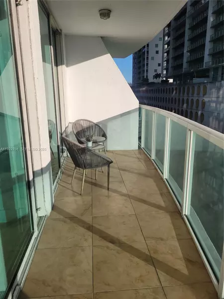 2 bedrooms apartment for rent in Downtown Miami - Miami, Miami