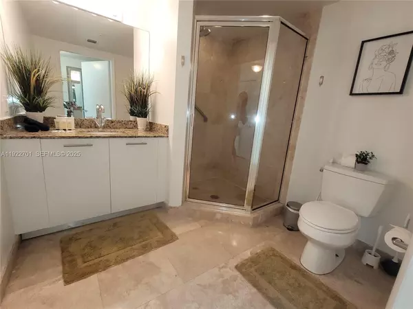 2 bedrooms apartment for rent in Downtown Miami - Miami, Miami