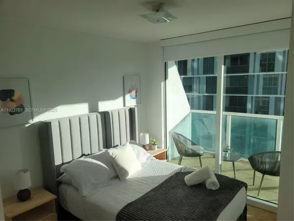 2 bedrooms apartment for rent in Downtown Miami - Miami, Miami