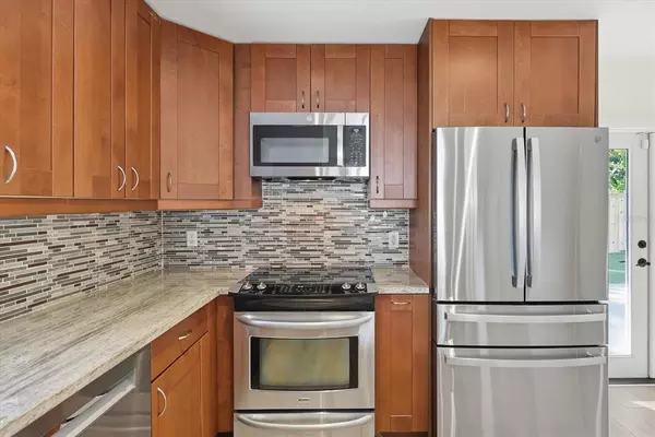 3 bedrooms apartment for rent in Macfarlane Park - West Tampa, Tampa