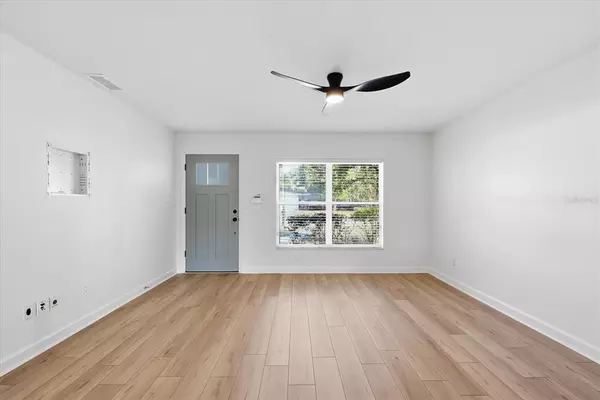 3 bedrooms apartment for rent in Macfarlane Park - West Tampa, Tampa