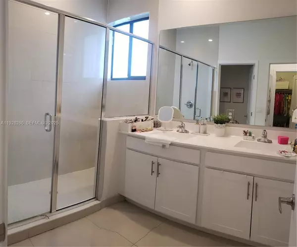 4 bedrooms apartment for rent in Tamiami - Miami Dade, Miami