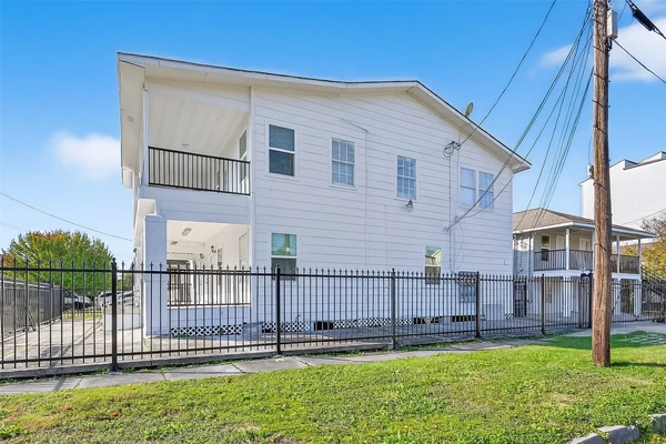 2 bedrooms apartment for rent in East Downtown - Inner Loop, Houston