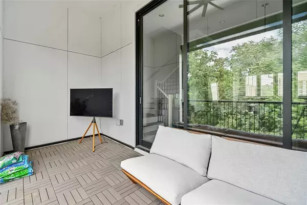 3 bedrooms apartment for rent in Stemmons Corridor - Nw Dallas, Dallas