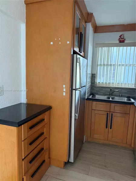 1 bedroom apartment for rent in Westchester FL - Miami Dade, Miami