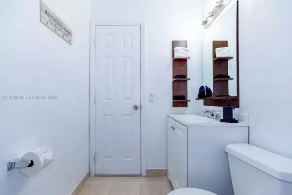 2 bedrooms apartment for rent in Downtown Miami - Miami, Miami