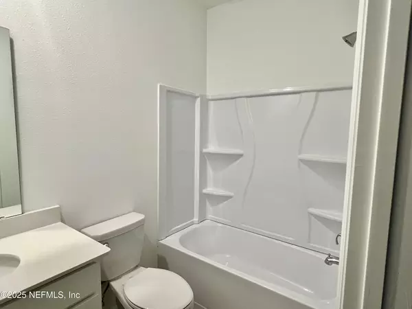 4 bedrooms apartment for rent in Pecan Park - Northside, Jacksonville