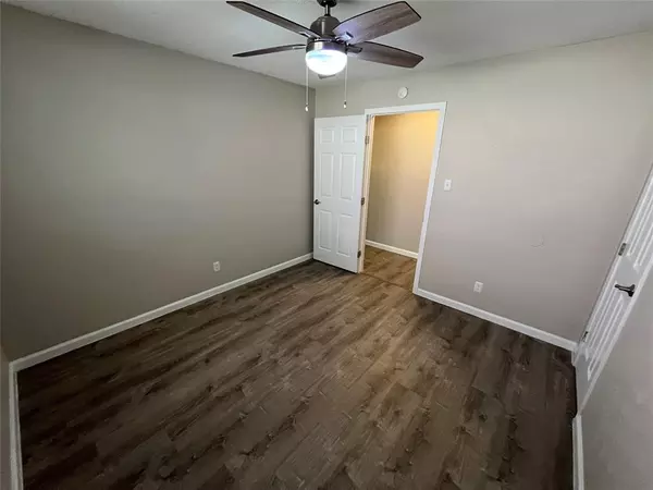 2 bedrooms apartment for rent in Hollywood/ Santa Monica - Ne Dallas, Dallas