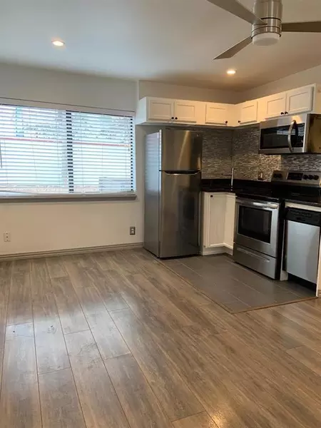 Studio Apartment for rent in Oak Lawn - Ne Dallas, Dallas