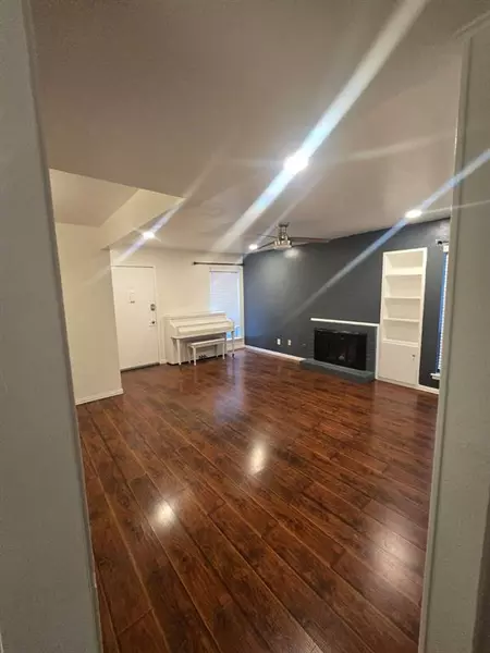 2 bedrooms apartment for rent in Addison - Nw Dallas, Dallas
