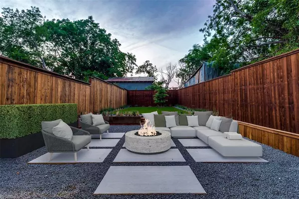 3 bedrooms apartment for rent in Stemmons Corridor - Nw Dallas, Dallas