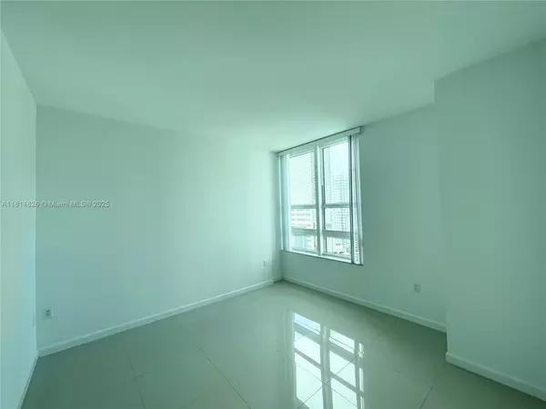2 bedrooms apartment for rent in Downtown Miami - Miami, Miami