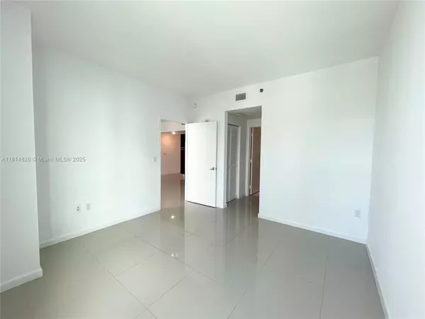 2 bedrooms apartment for rent in Downtown Miami - Miami, Miami