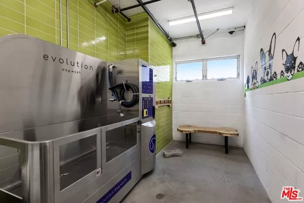 2 bedrooms apartment for rent in Toluca Lake - San Fernando Valley, Los Angeles