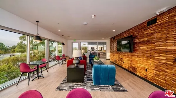 2 bedrooms apartment for rent in Toluca Lake - San Fernando Valley, Los Angeles