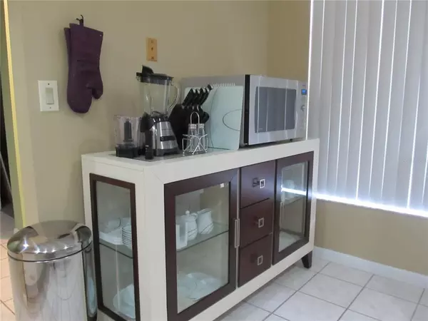 2 bedrooms apartment for rent in The Meadows - Sarasota, Sarasota