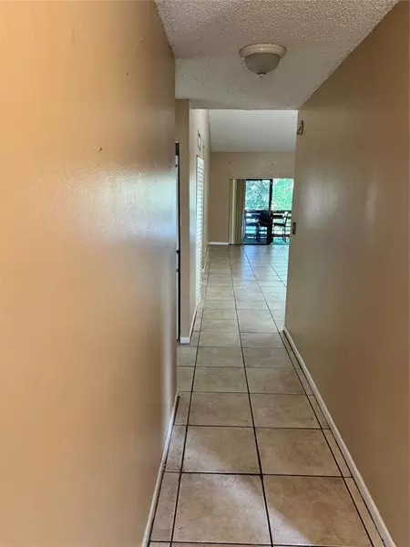 2 bedrooms apartment for rent in West Park - Broward County, Miami