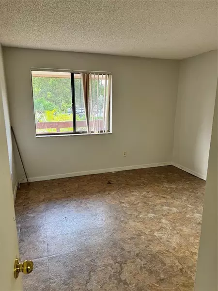 2 bedrooms apartment for rent in West Park - Broward County, Miami