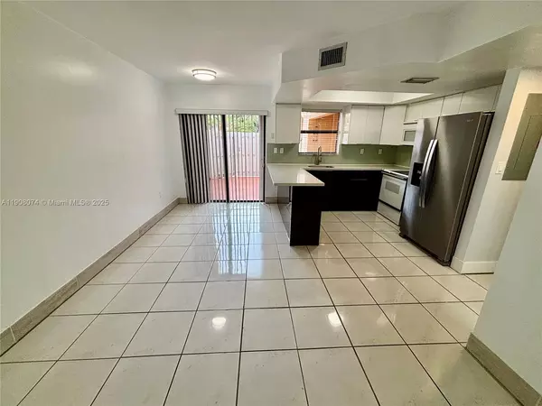 3 bedrooms apartment for rent in Kendall - Miami Dade, Miami