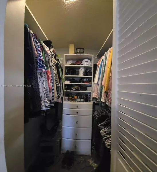 2 bedrooms apartment for rent in Tamiami - Miami Dade, Miami