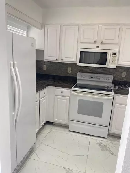 2 bedrooms apartment for rent in Vista East - East Orlando, Orlando