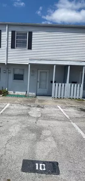 2 bedrooms apartment for rent in Vista East - East Orlando, Orlando