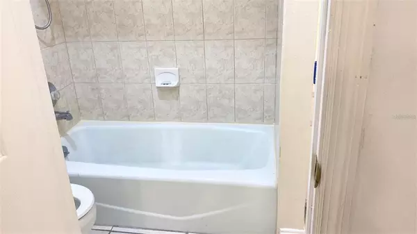 2 bedrooms apartment for rent in Vista East - East Orlando, Orlando