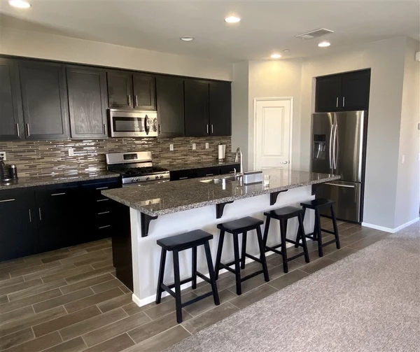 4 bedrooms apartment for rent in San Ysidro - South SD, San Diego