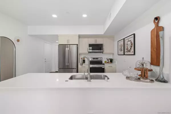 2 bedrooms apartment for rent in North Park - Inland, San Diego